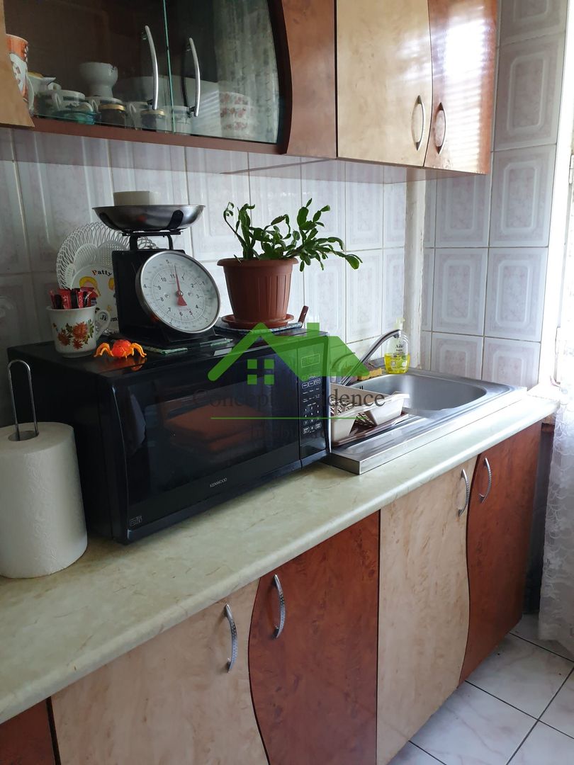 Vand apartament 2 camere, Babes - Poză 2