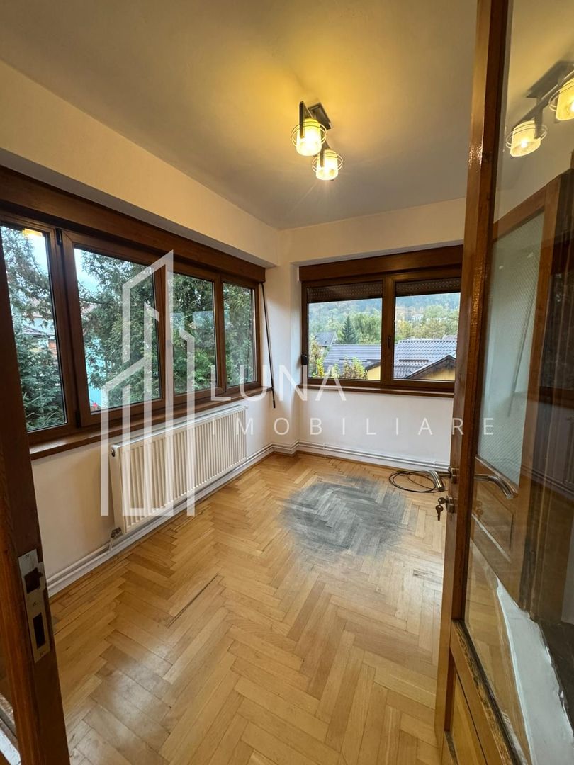 De inchiriat vila cu priveliste spectaculoasa - ideal spatiu comercial - Poză 36