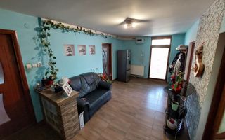 Oportunitate unica! Casa cu 4 camere ideala pentru familie. - Poză 2