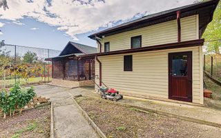 Casa individuala + teren 2.014 mp + livada Mioveni -Colibasi - Poză 3