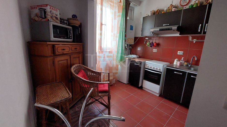 Locuință cochetă cu 1 cameră, ideală pentru locuit sau investiție. - Poză 1