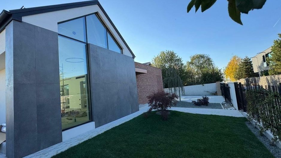 Vila de Lux Parter | Piscina | Arhitectura Deosebita | Finalizat - Poză 2