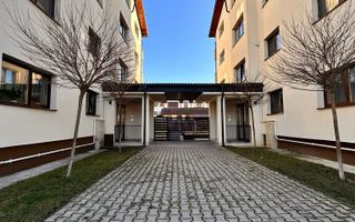 De vanzare apartament cu 3 camere | Sanpetru - Poză 13
