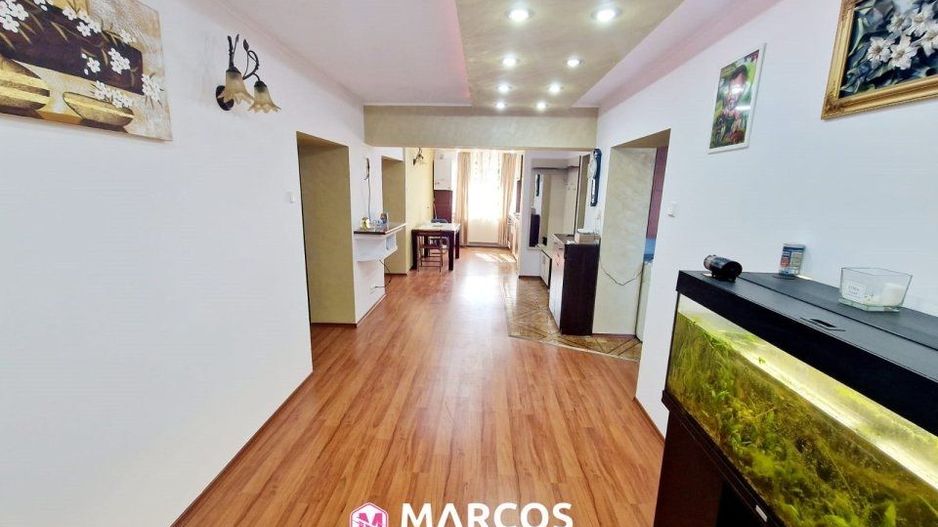 Apartament 3 camere, et.3, Micro 4, ID 1021 - Poză 4