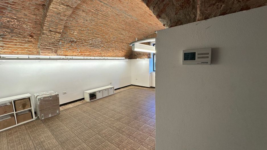 Spatiu comercial în Piața Unirii - 155 mp - Poză 23