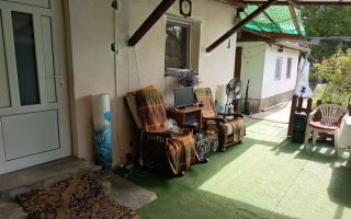 BRASADAS vinde casă 4 cam zona UNIO pentru două familii. - Poză 3