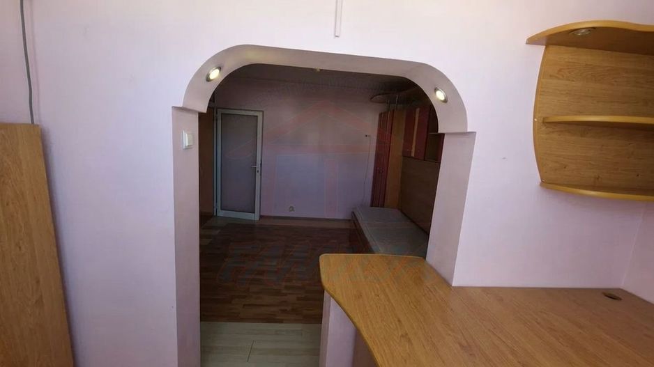 Vanzare apartament 3 camere, IREG, 84mp, 80.000 EURO - Poză 4