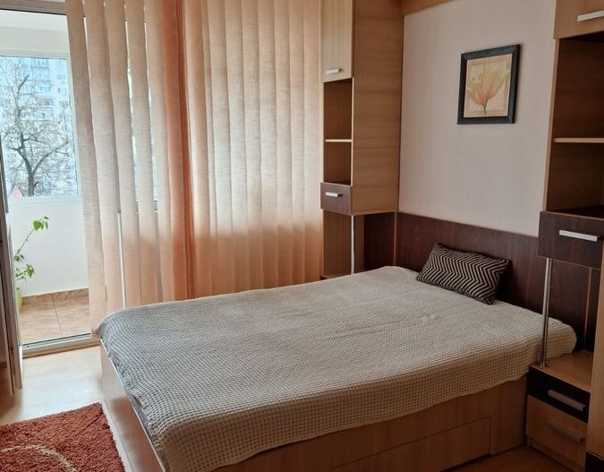 Apartament 3 camere de inchiriat, utilat complet, Drumul Taberei - Poză 1