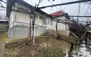 Casă bătrânească în Comuna Brătila - Poză 1
