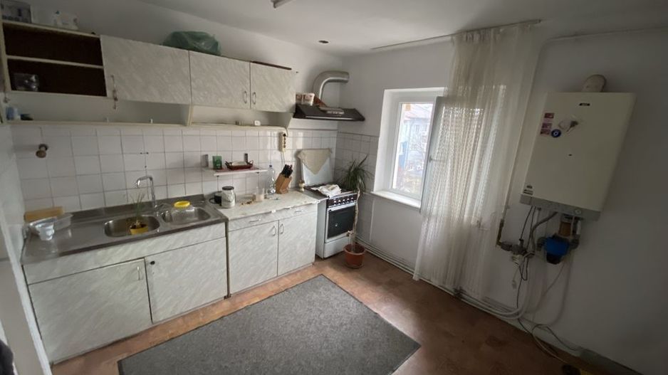 Vând apartament 4 camere – Focșani, VN-LICEUL PEDAGOGIC - Poză 2