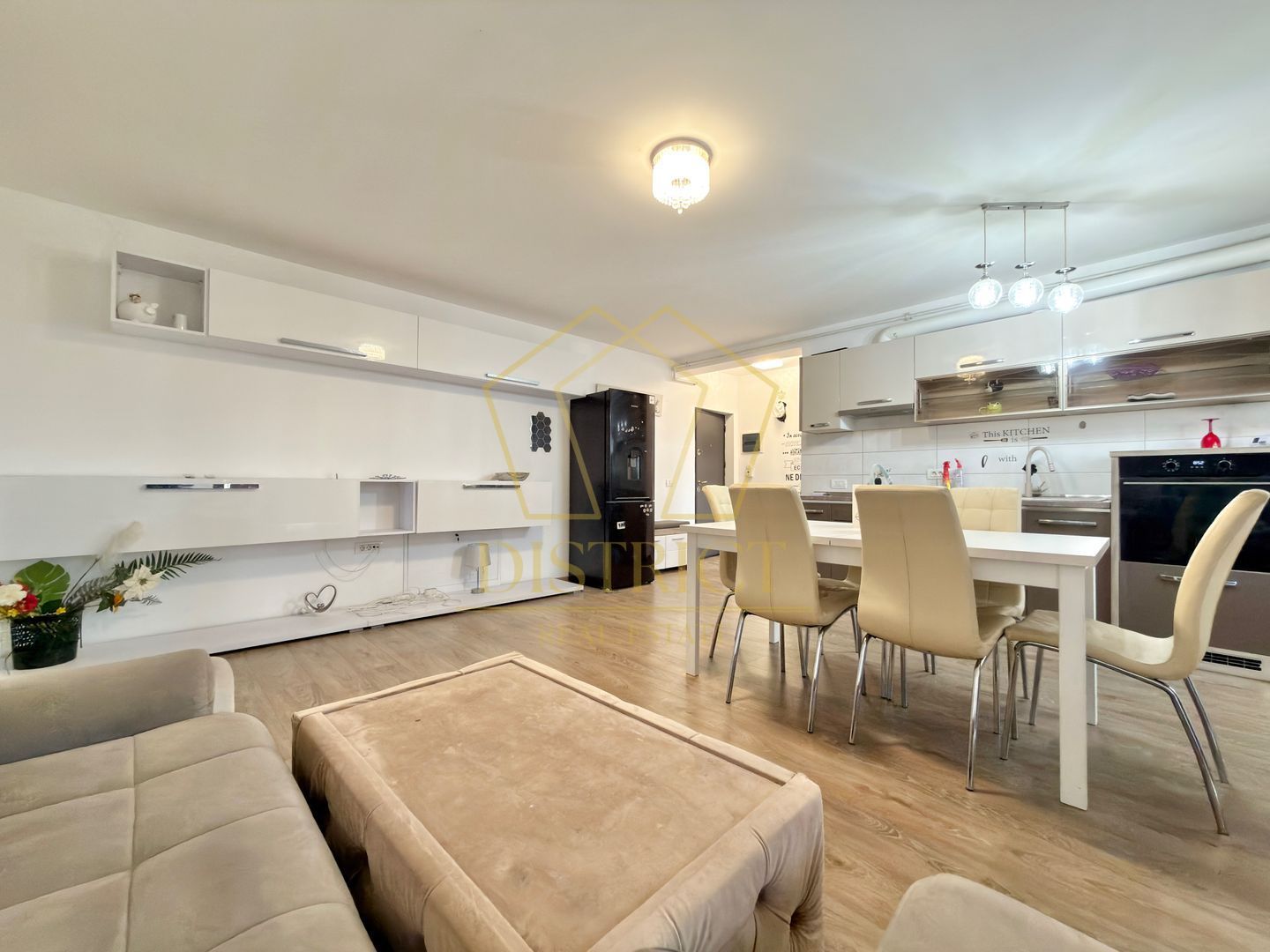 Apartament cu 3 camere complet mobilat si utilat la etajul 2 in Giroc - Chisoda. - Poză 1
