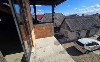 Casă la roșu la 165000 euro I Pe teren de 32 de ari I Măneuți - Poză 14