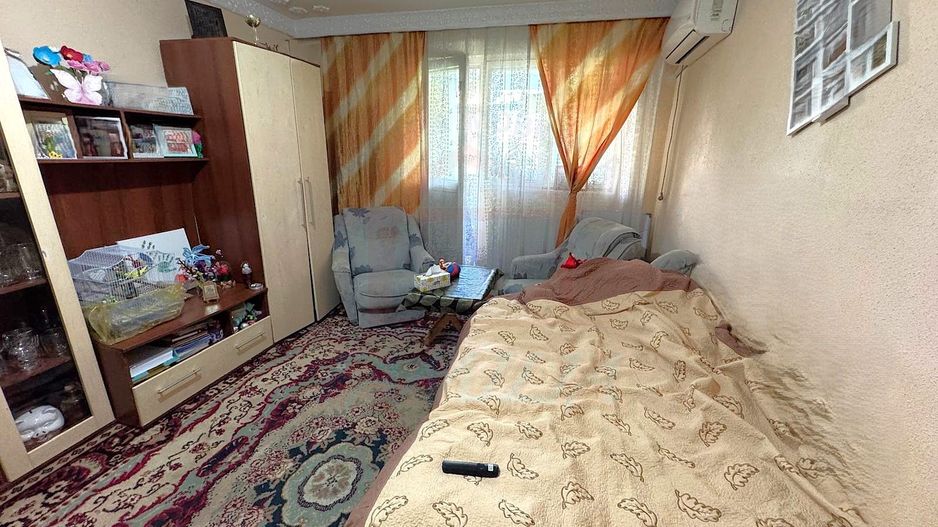 69.900 Euro Ap 2 camere cu 2 balcoane, decomandat, etaj 2, Micro18 - Poză 1