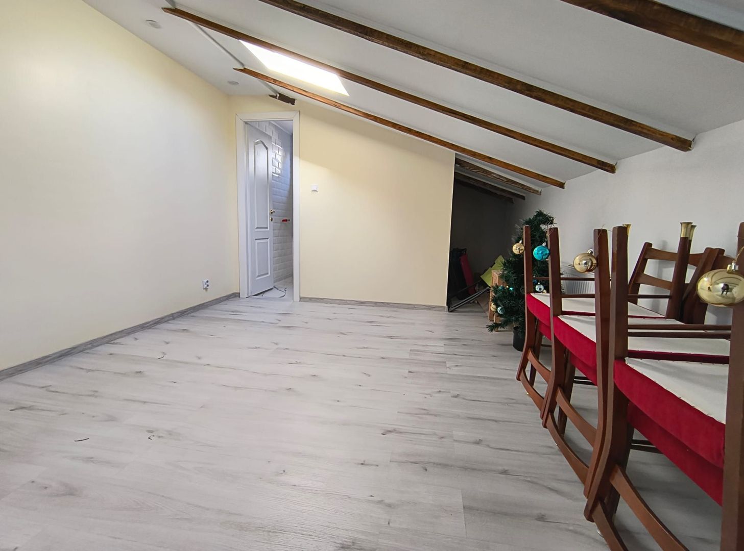 De vanzare casa 2 camere, recent renovata - Zona Domenii-Ion Mihalache - Poză 20