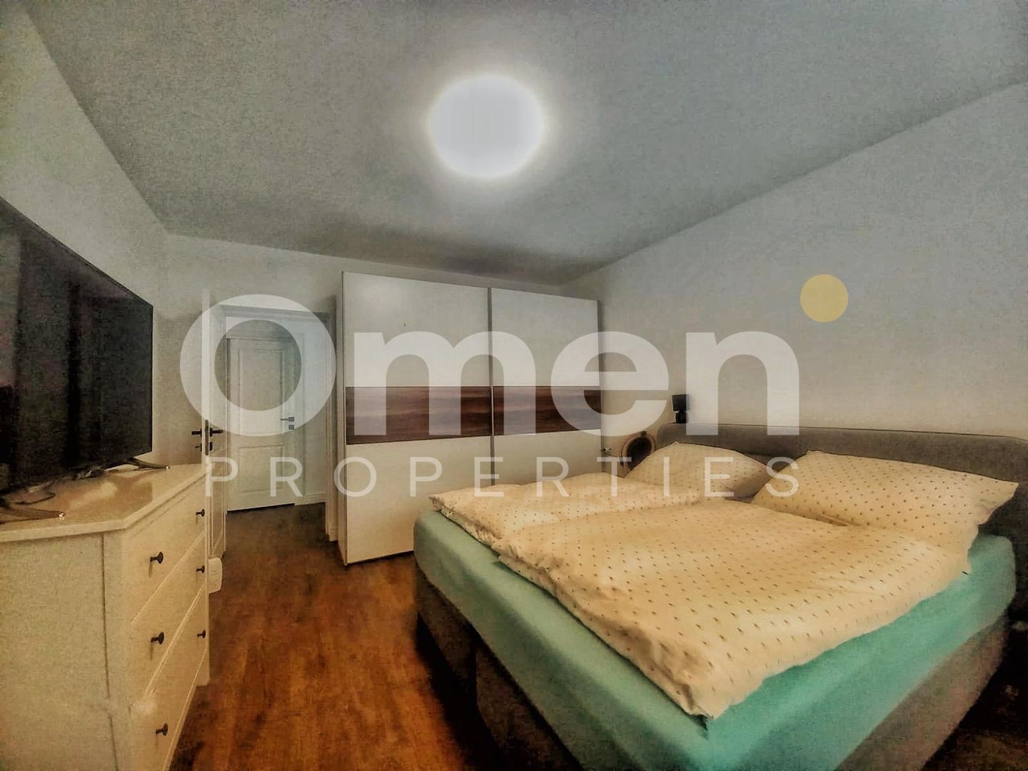 Casă de vanzare P+1, 282 mp utili, Tăuții-Măgherăuș – zonă liniștită - Poză 9