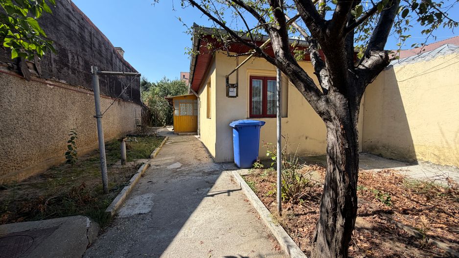 Casă cu teren 251 mp – zona Andronache, Strada Mențiunii - Poză 4