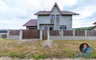 Casă/vilă de vânzare în Hemeiuș! - Poză 10