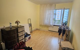 Apartament cu 2 camere, 50 mp, etaj intermediar, parcare, zona Pertrom - Poză 2