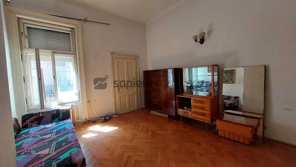 Apartament ultracentral, Palatul Füchsl, str. Independentei - Poză 4
