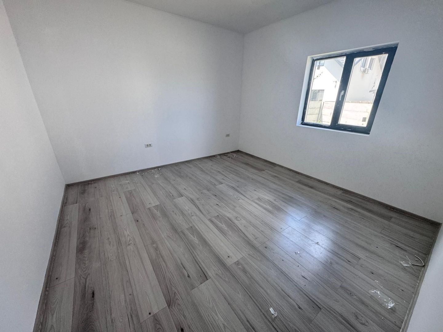 CASA INDIVIDUALA - TEREN 373 MP, INCALZIRE IN PARDOSEALA,COMISION 0% - Poză 9