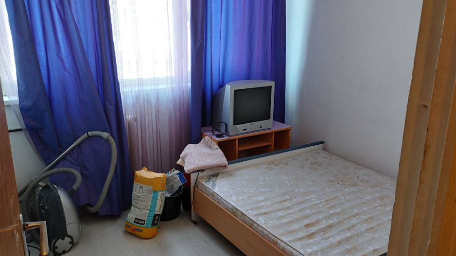 APARTAMENT 3 CAMERE APUSULUI DE RENOVAT - Poză 2