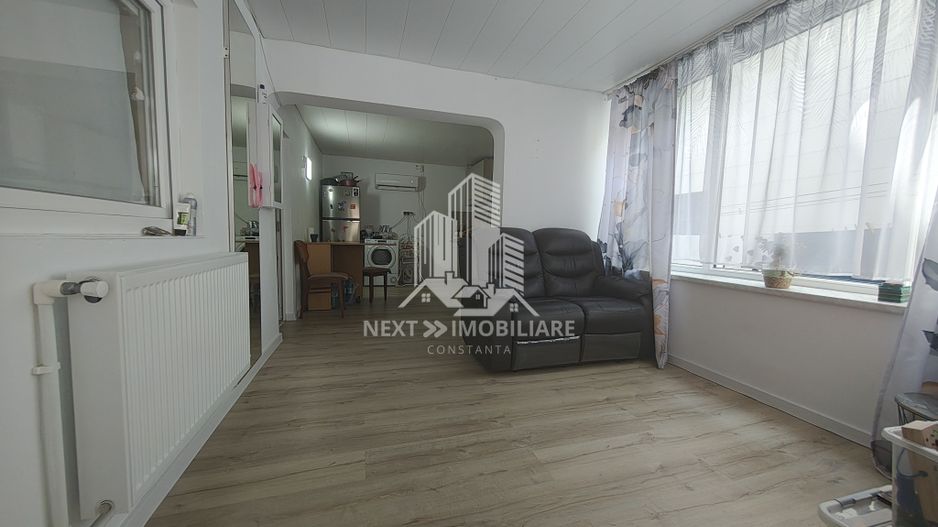 Casa de vacanta Costinesti 17 camere + un aprtament 2 camere - Poză 14