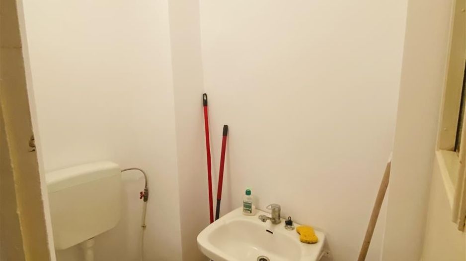 Apartament cu 3 camere 2 bai Iosia - Poză 9