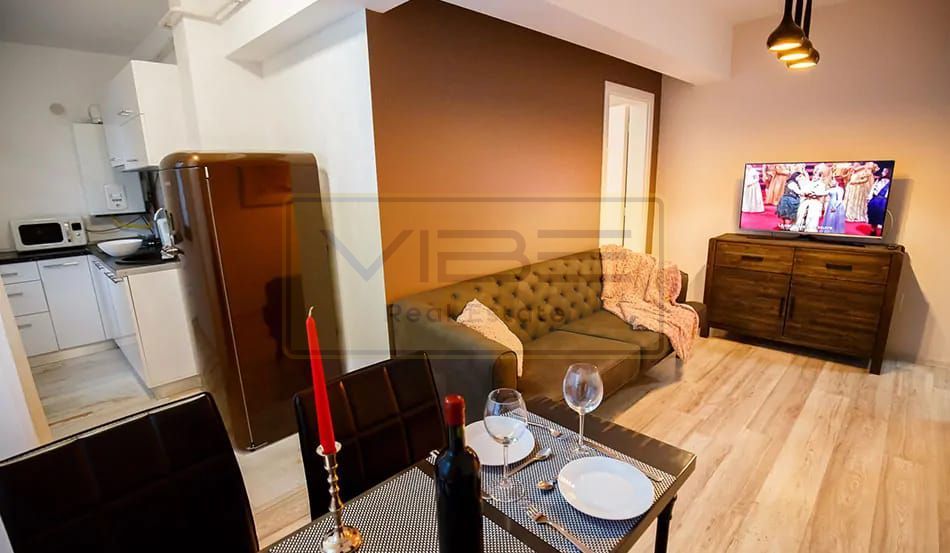 CENTRAL- bloc nou- 3 camere-etaj intermediar - Poză 1