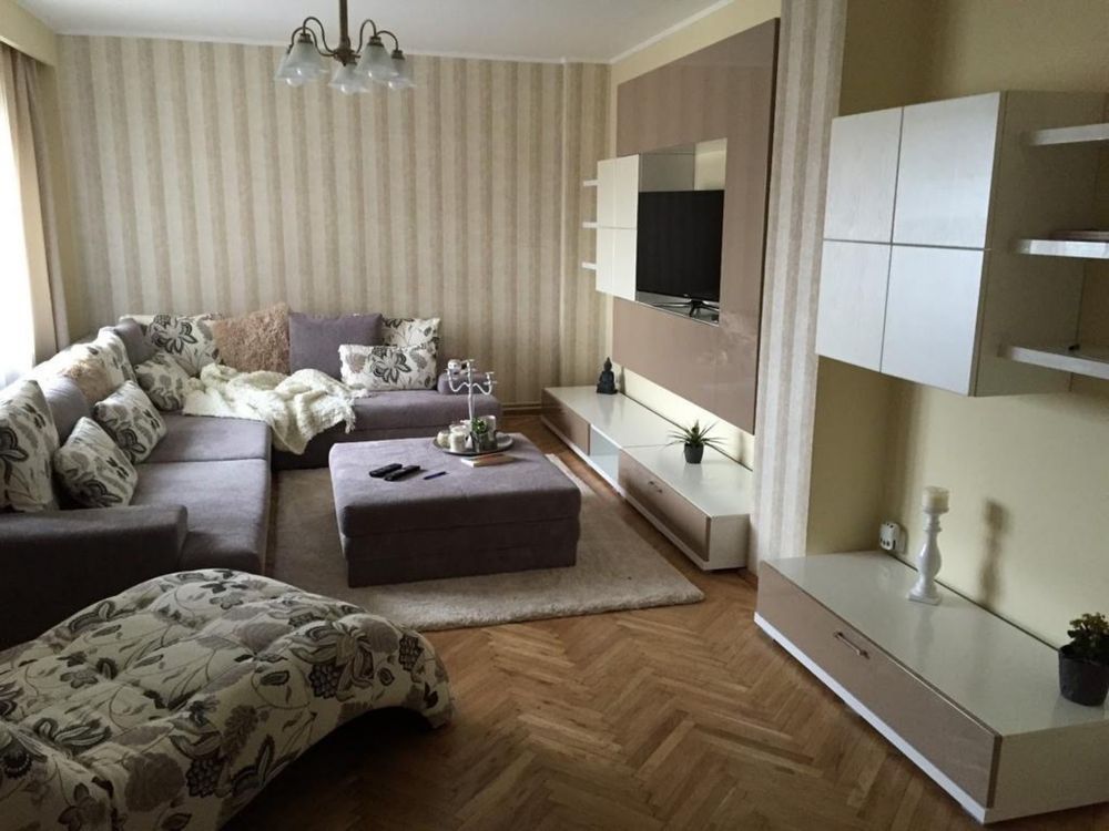 Casa Tineretului | 4 Camere | Etaj Intermediar | Centrala proprie - Poză 1