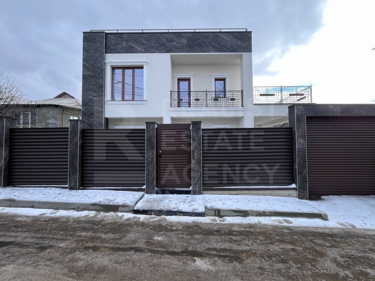 Vânzare, Hi-Tech, 2 nivele, 4 camere, strada Andrei Kolosov ,Cricova - Poză 9