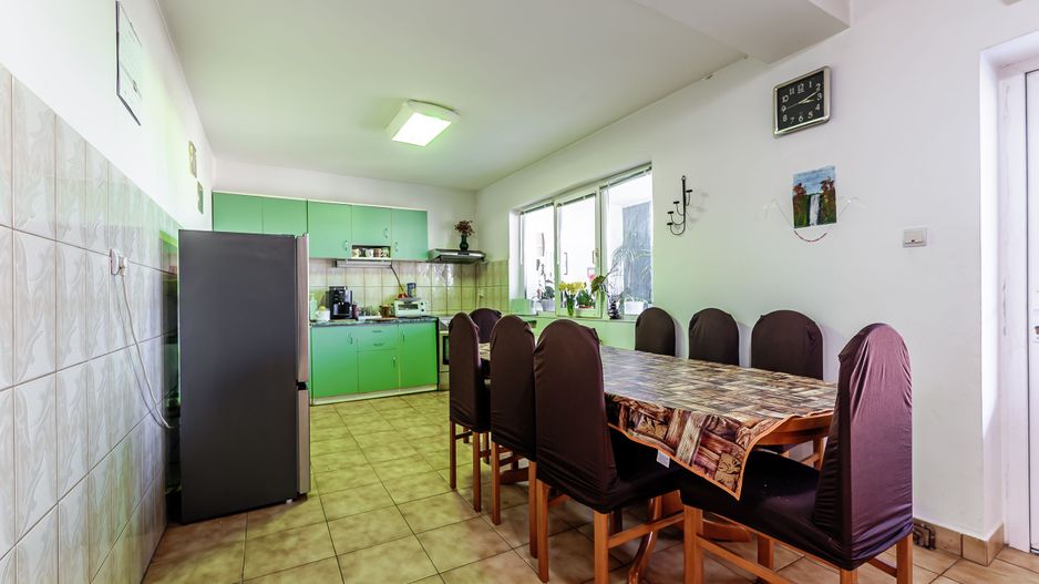 VANDUT! Casa 2003 - Teren 1000 mp - la iesirea din Zadareni - Poză 3