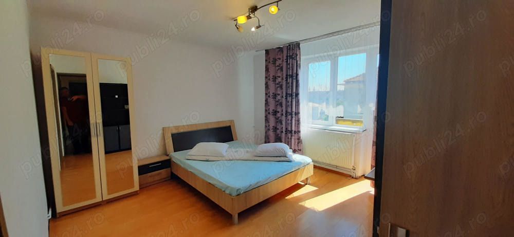 Apartament 2 camere zona centrala -Piata 700 centrala proprie - Poză 1