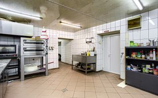 De închiriat: Spațiu laborator cofetărie Central - Poză 1
