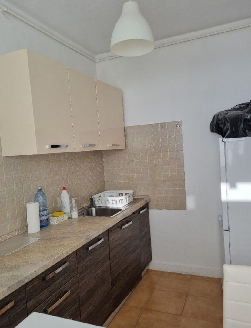 AP. 2 CAMERE 1 MAI, BUCATARIE INCHISA, REABILITAT, METROU 2 MINUTE - Poză 9