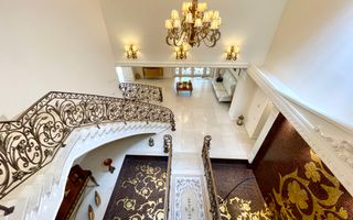 Impressive Villa *1500 SQM usable* 2613 SQM land / Open to the lake - Poză 25