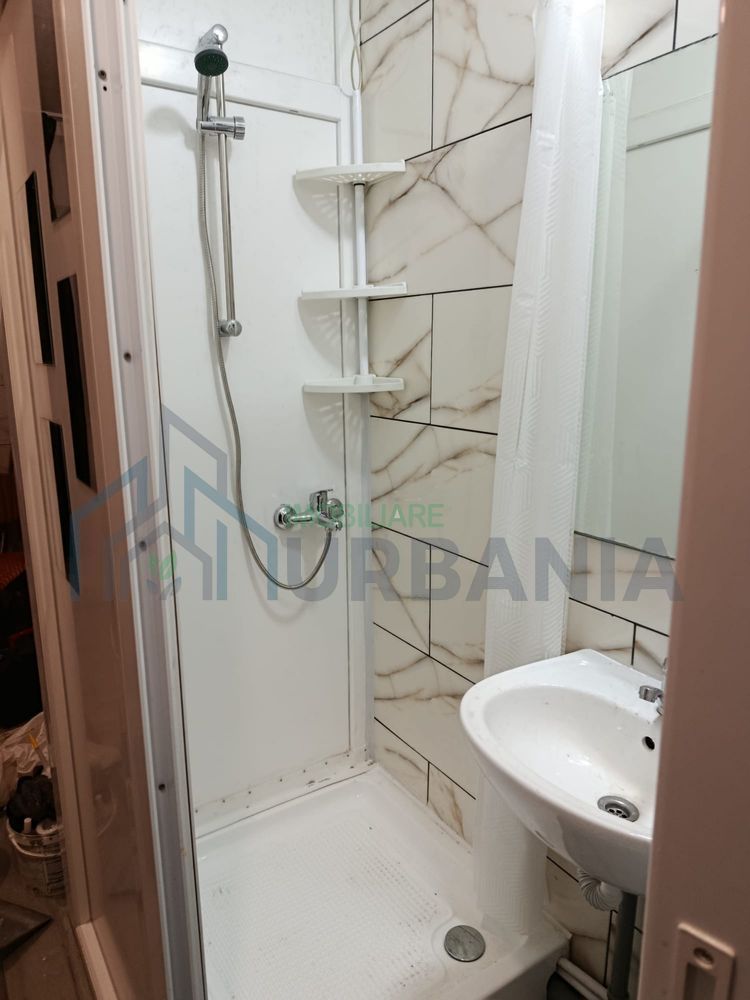 Camera de cămin cu baie - Poză 7