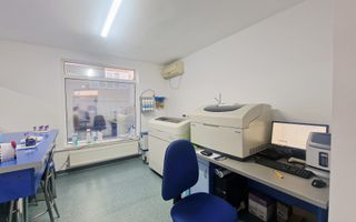 Laborator analize medicale | suprafata aprox 400 mp | Cetate - Poză 8