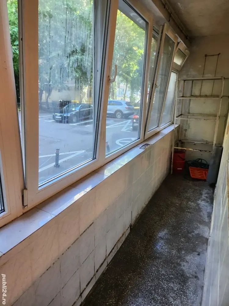 APARTAMENT  LOC PARCARE ZONA OBREGIA - Poză 4