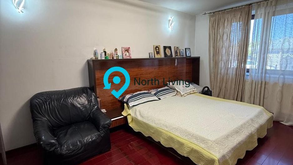 Casă spațioasă de vânzare - Braneşti - Poză 22