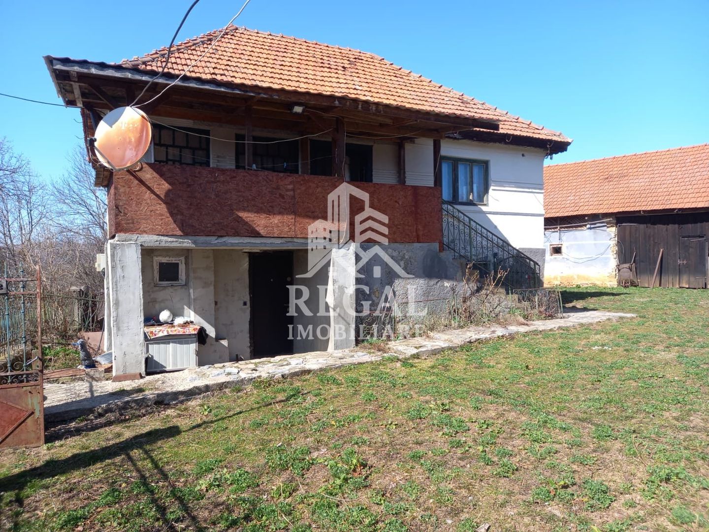 Două case de vânzare – Cerisor – teren generos 6996 mp - Poză 6