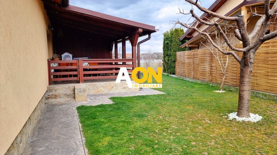 Casa 3 camere, mansardabila, S+P, 400 mp teren, Cetate - Poză 2