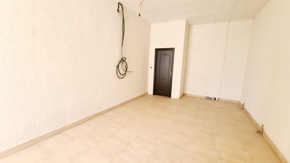 Spatiu de vanzare - Poză 2