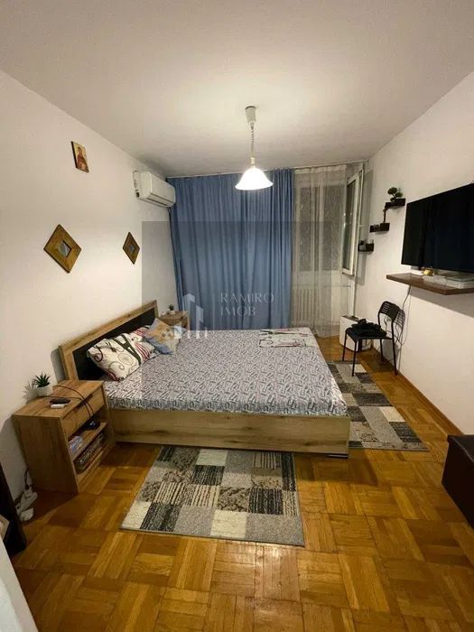 URGENT APARTAMENT 3 CAMERE DECOMANDAT OBREGIA - Poză 3