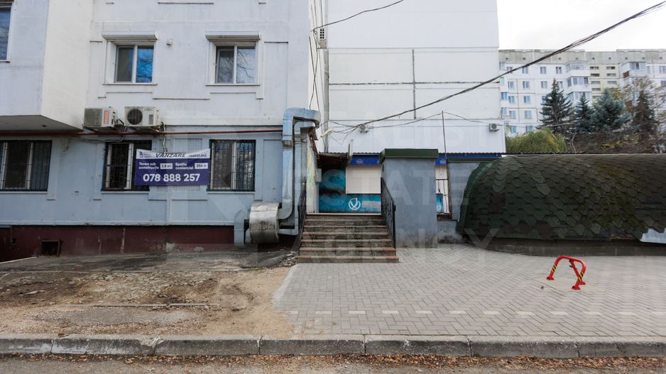Chirie, spațiu comercial cu terasa, str. Liviu Deleanu, Buiucani - Poză 6