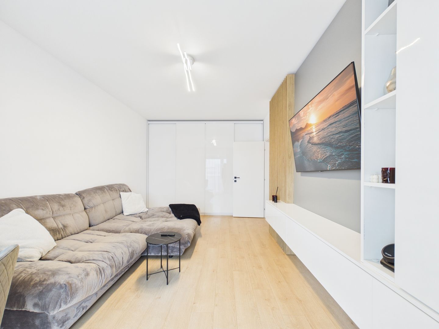 Atria Urban Faza 3 | Piscina | Mobilat 62mp | 2 camere - Poză 10