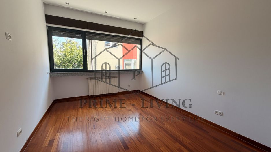 APARTAMENT LUMINOS  CU 4CAMERE LA INCHIRIERE IN DOROBANTI - Poză 6