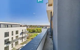 Penthouse cu lift privat și terasă mare în Ghiroda - Poză 11