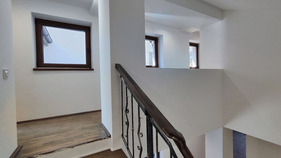 Vilă Modernă cu 5 Camere – Cartier Bună Ziua - Poză 15