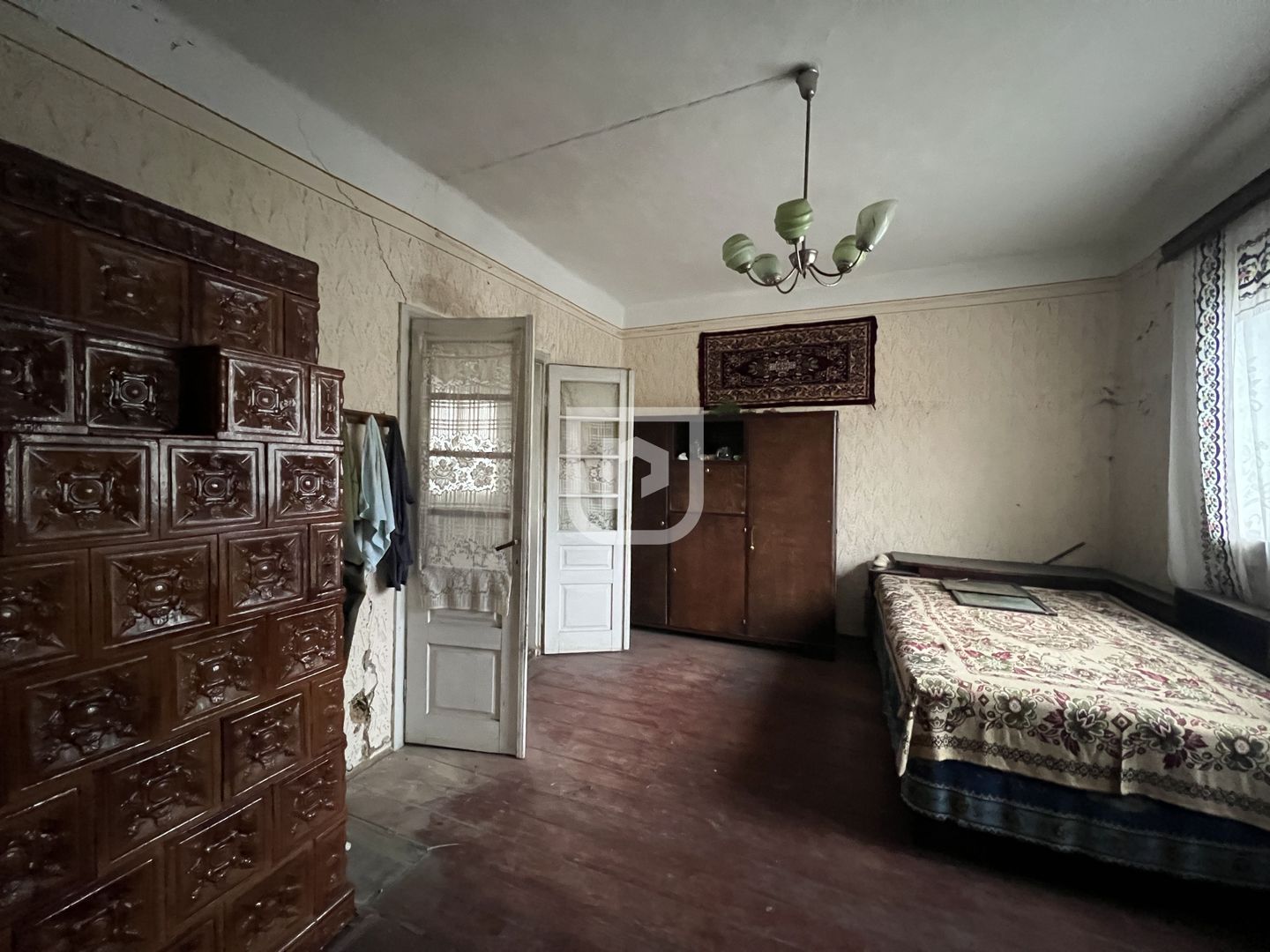 De vanzare casa, atelier fierarie, 4 anexe - 2507 mp in Manastirea Humorului - Poză 5