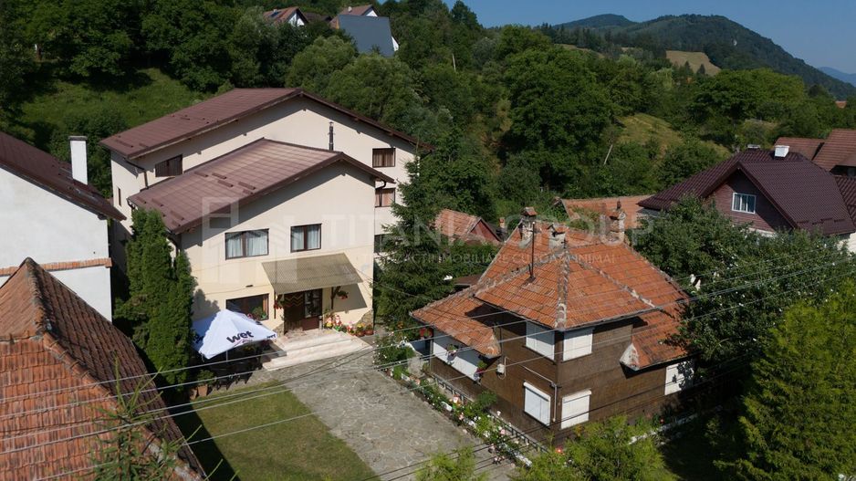 COMISION 0% ! Pensiune 11 camere in Bran | Poarta - Poză 1